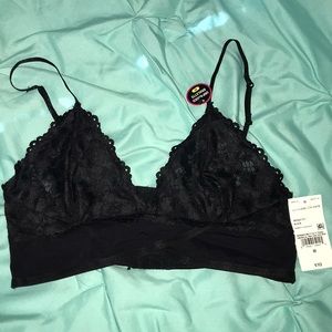 Lace Bralette ✨NWT✨